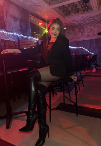 Вероника, Г. Муравленко